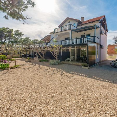 Apartments Villa Agape Вир Экстерьер фото