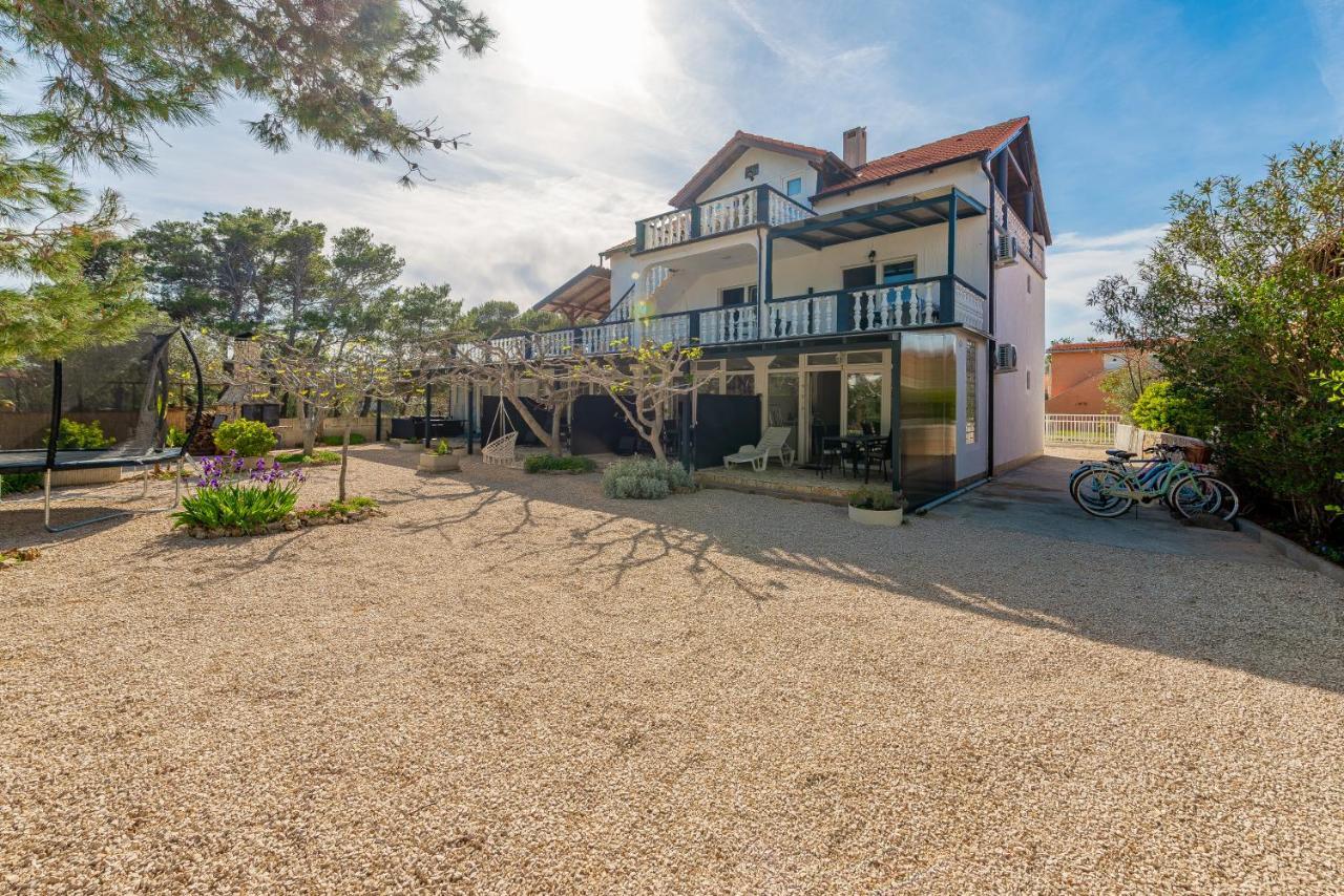Apartments Villa Agape Вир Экстерьер фото