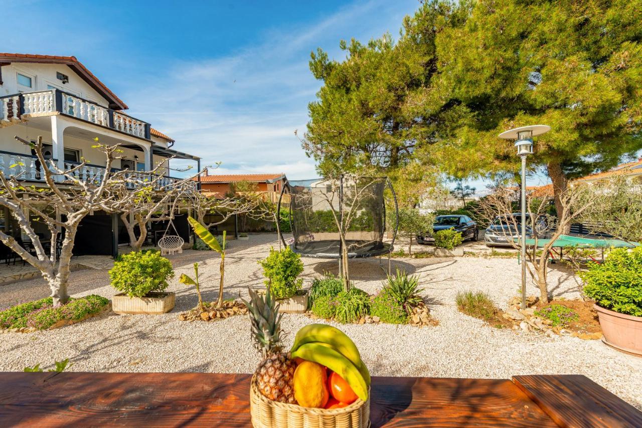 Apartments Villa Agape Вир Экстерьер фото
