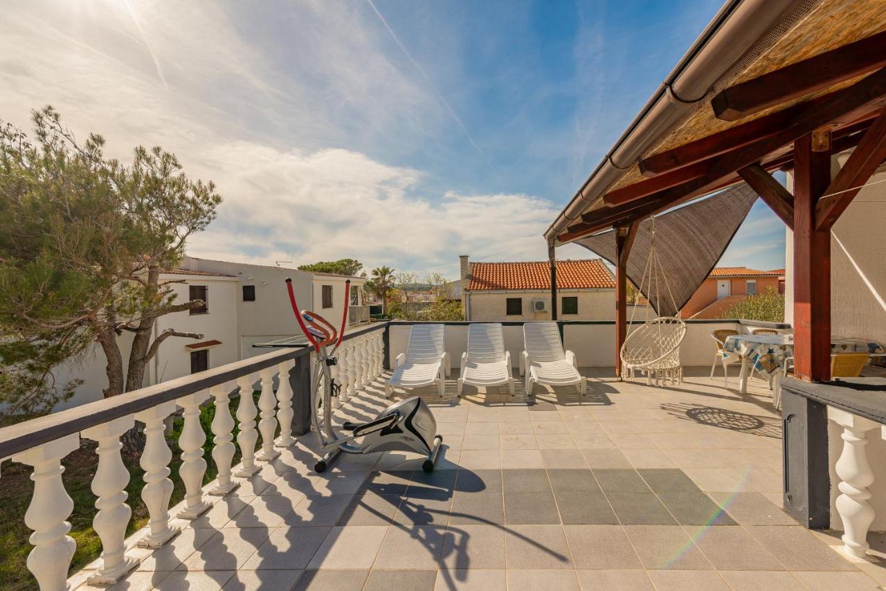 Apartments Villa Agape Вир Экстерьер фото