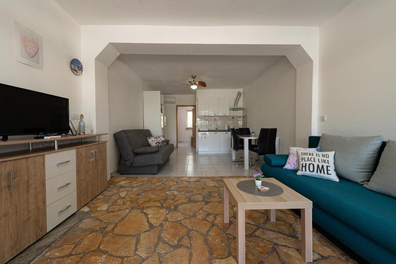 Apartments Villa Agape Вир Экстерьер фото
