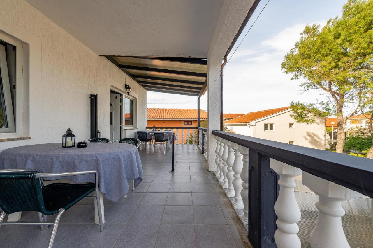 Apartments Villa Agape Вир Экстерьер фото