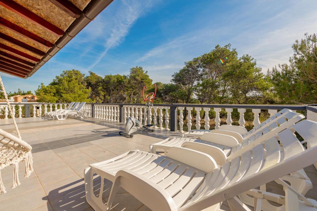 Apartments Villa Agape Вир Экстерьер фото