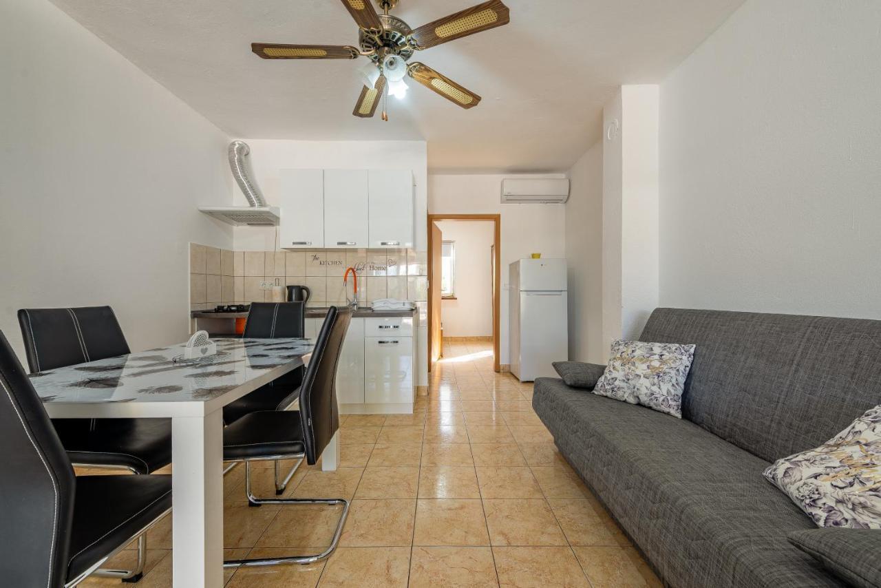 Apartments Villa Agape Вир Экстерьер фото