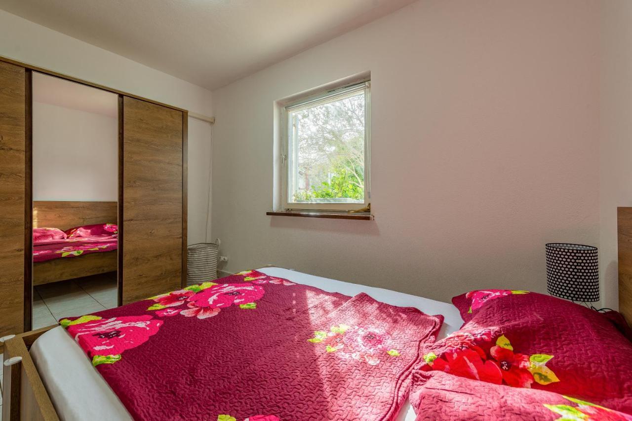 Apartments Villa Agape Вир Экстерьер фото