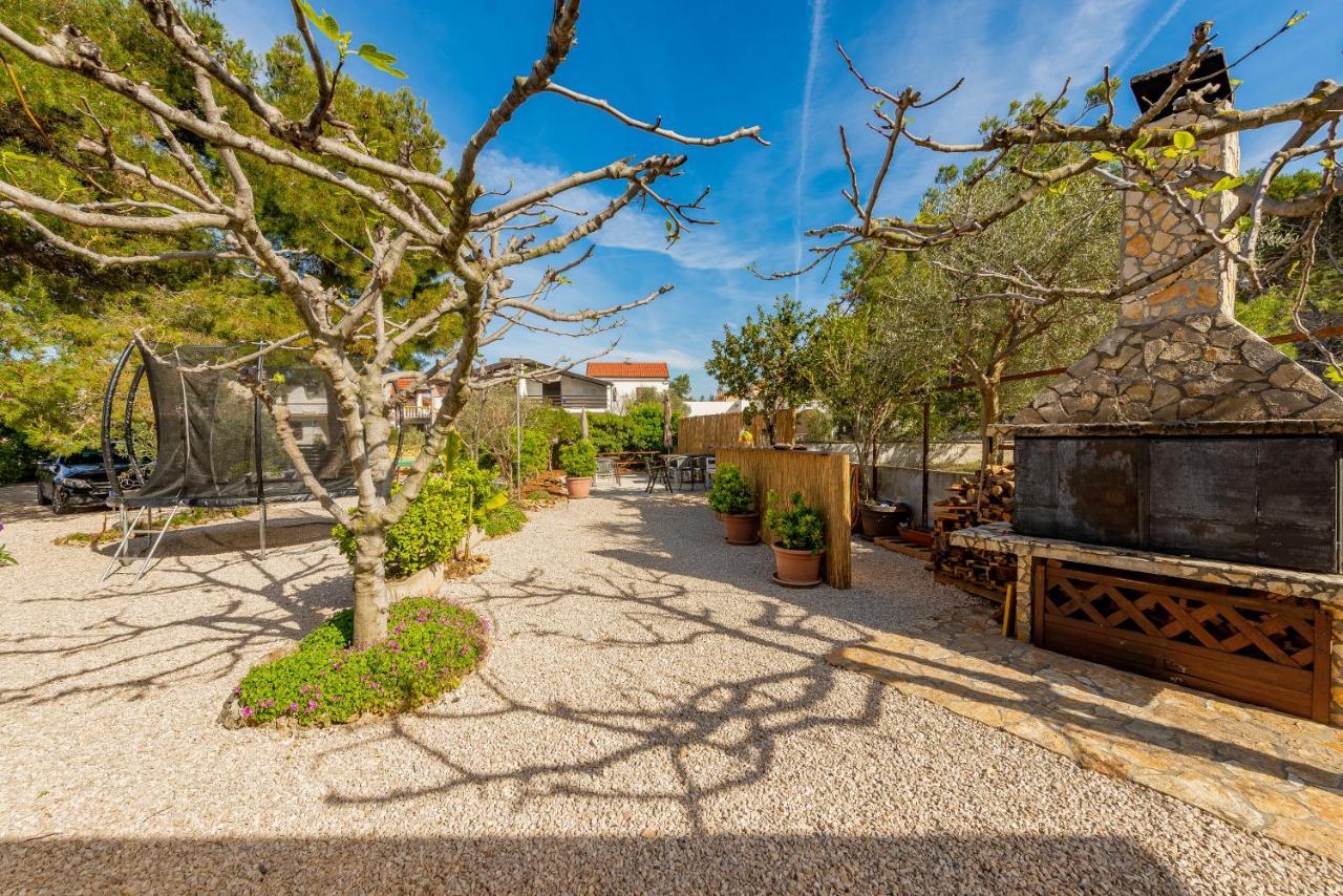 Apartments Villa Agape Вир Экстерьер фото