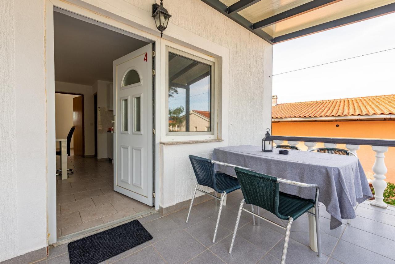 Apartments Villa Agape Вир Экстерьер фото