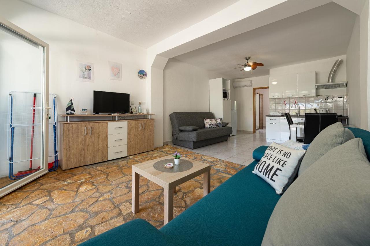 Apartments Villa Agape Вир Экстерьер фото
