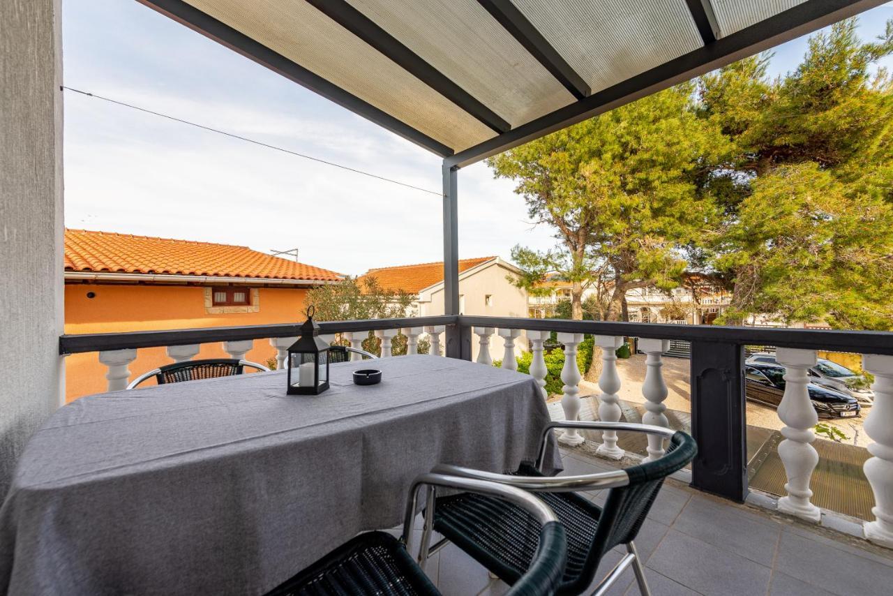 Apartments Villa Agape Вир Экстерьер фото